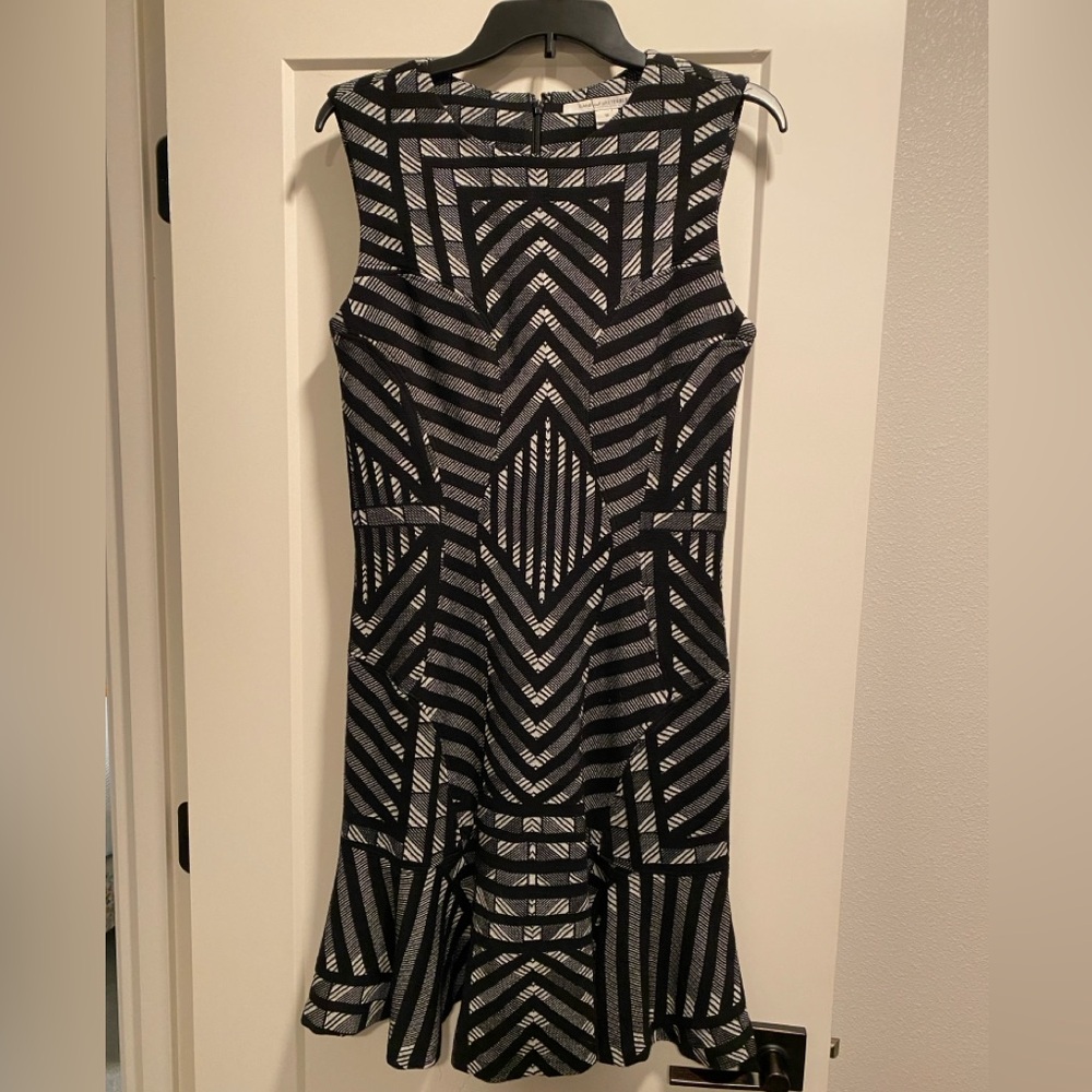 Diane Von Furstenburg black and white dress